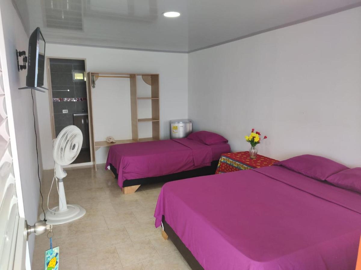 Fresh Water Bay Cabanas Mister Mac מראה חיצוני תמונה