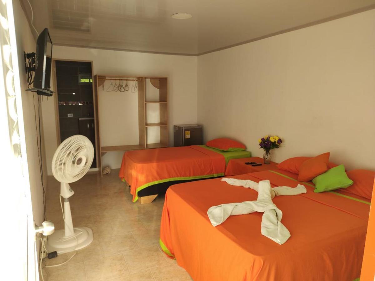 Fresh Water Bay Cabanas Mister Mac מראה חיצוני תמונה